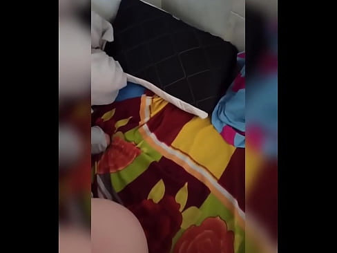 ❤️ Myn keamergenoat bliuwt allinnich thús want har man giet op fakânsje en ik nim de kâns oan om har te neuken en har kont fol mei molke Russyske porno by porno fy.sexvideosex.top